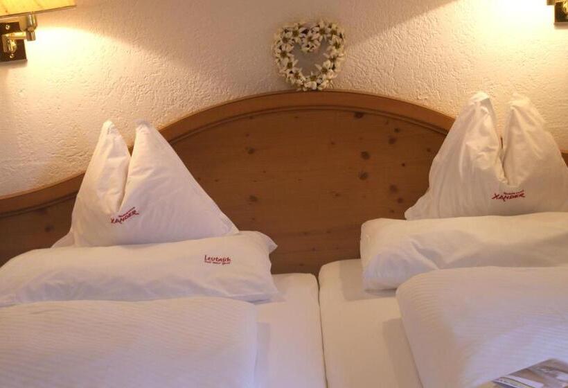 سوییت جونیور, Sporthotel Xander