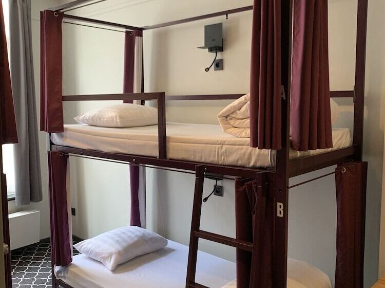 تختخواب در اتاق مشترک, Safestay Brussels Grand Place