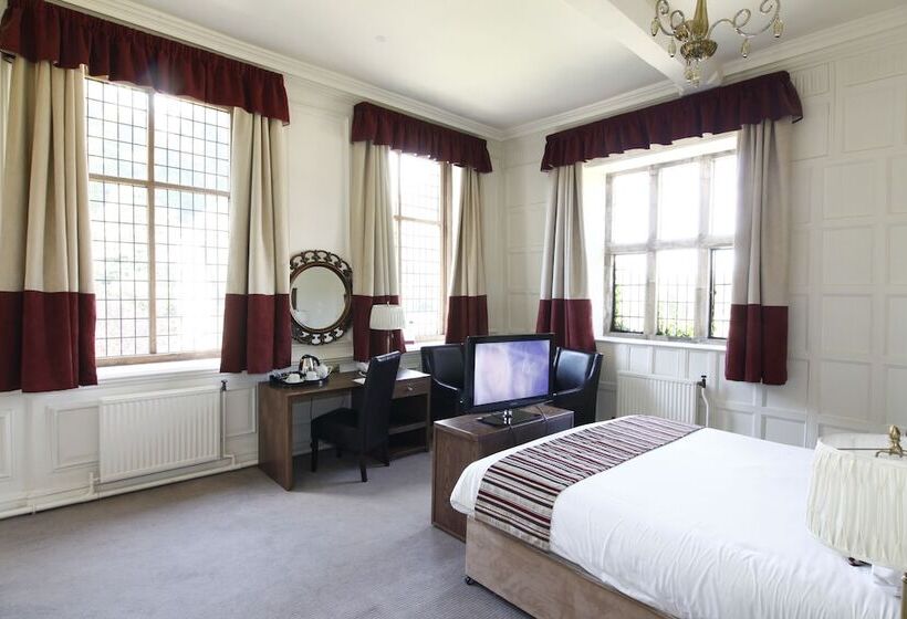 Номер Стандарт, Telford Madeley Court
