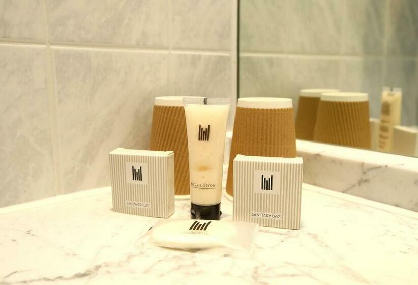 Номер Клуб, Stamford Bridge Hotel London