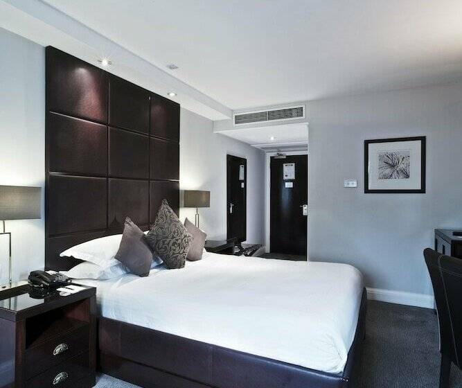 俱乐部房间, Stamford Bridge Hotel London