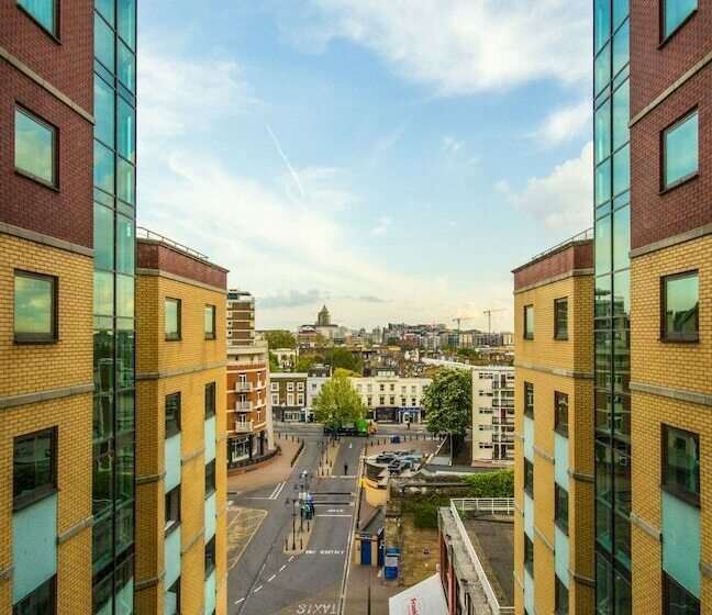 Семейный Номер, Stamford Bridge Hotel London
