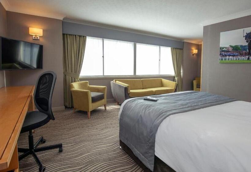 اتاق سوپریور سه تخته, Best Western Heath Court