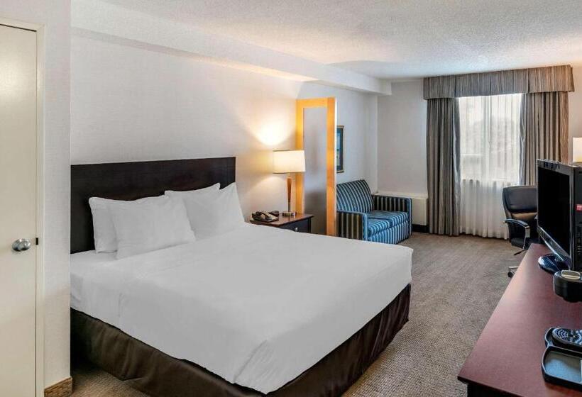スイート, Quality Inn And Suites Montreal East