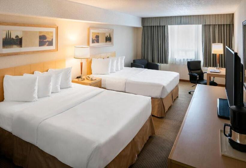 スタンダードルーム, Quality Inn And Suites Montreal East