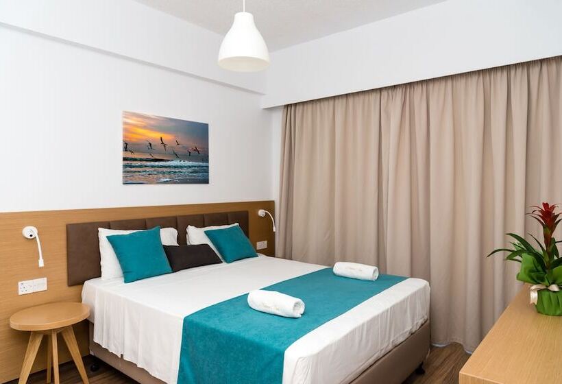ファミリールーム, Helios Bay Hotel And Suites