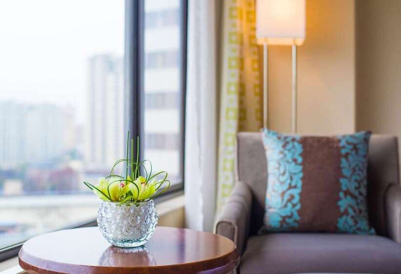 Quarto Executivo, Hua Ting Hotel & Towers