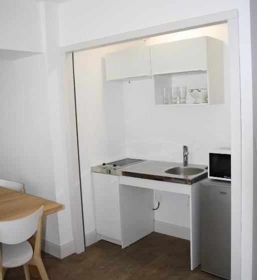 Апартаменты 2 Спальни, Hôtel De La Rhune