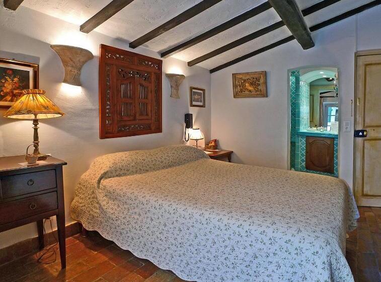 기본룸, Le Hameau