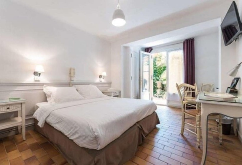 수피리어 트리플 룸, Ruc Hôtel Cannes