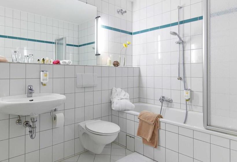 Номер Стандарт, B&k Hotels