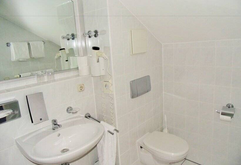Семейный Номер, Ibb Hotel Passau Süd