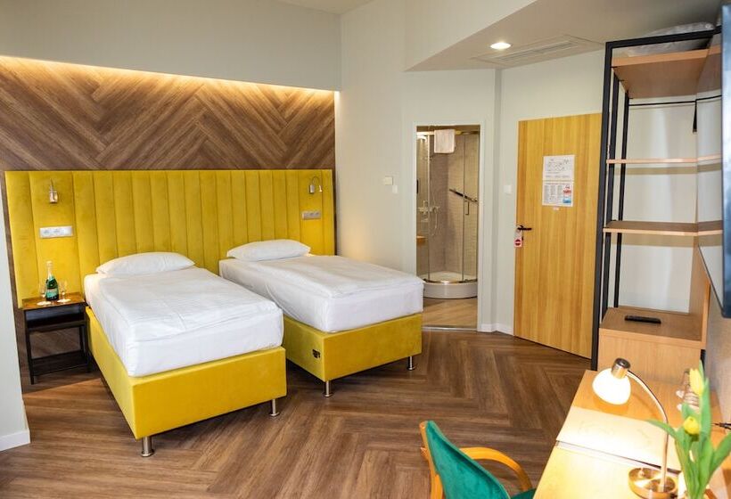 Номер Стандарт, Pilvax Hotel Budapest
