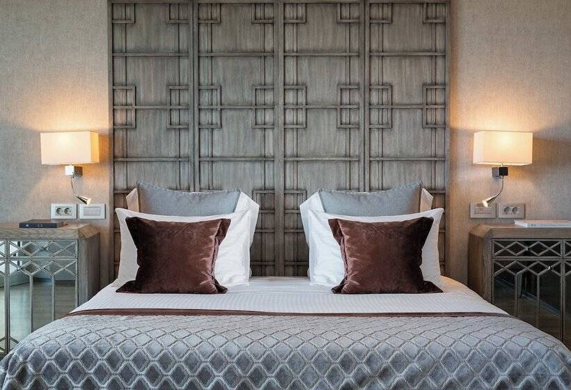 스위트, Divani Apollon Palace & Thalasso