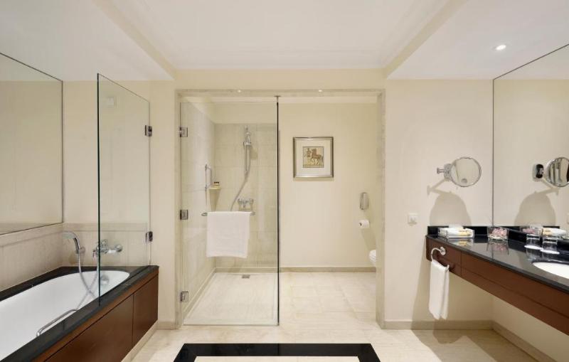غرفة قياسية سرير كينج, Hyatt Regency Thessaloniki