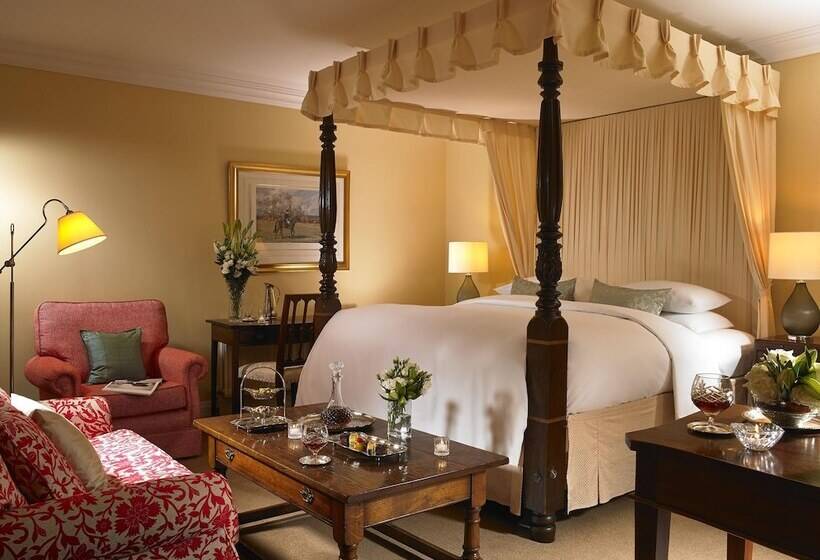 سوییت جونیور, The Dunraven, Adare