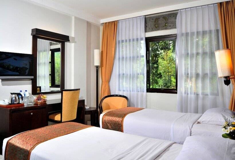 Номер Deluxe, Sari Ater Hotel & Resort