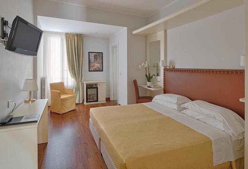 اتاق استاندارد سه نفره, Paradiso
