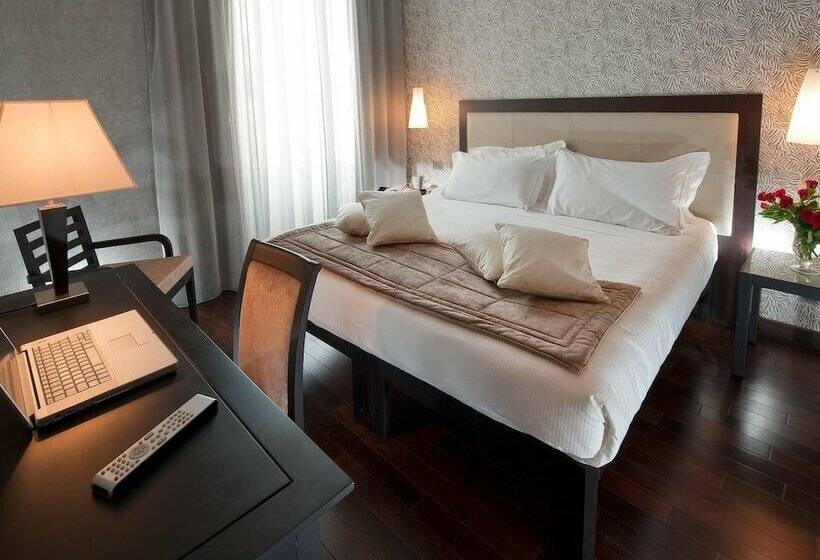 اتاق استاندارد سه نفره, C Hotels Fiume