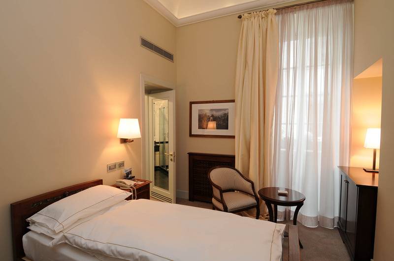 标准单人间, Grand Hotel Della Posta