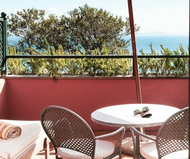 Номер Стандарт Вид на Море, Mezzatorre Hotel & Thermal Spa