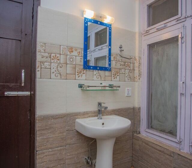 اتاق استاندارد, Oyo 287 Hotel Buddha Palace