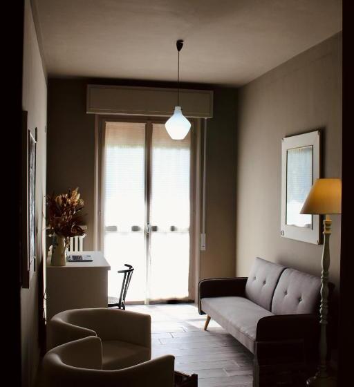 풀장 전망 스위트, Art Hotel Pandos