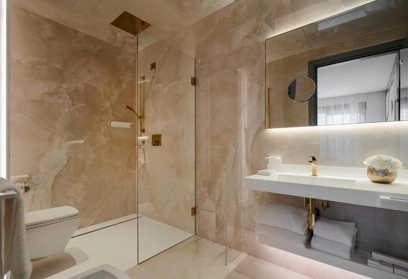 اتاق کلاسیک, The Promenade Luxury Wellness