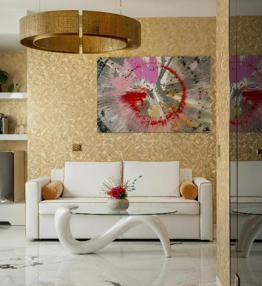 سوییت با چشم‌انداز دریا, The Promenade Luxury Wellness