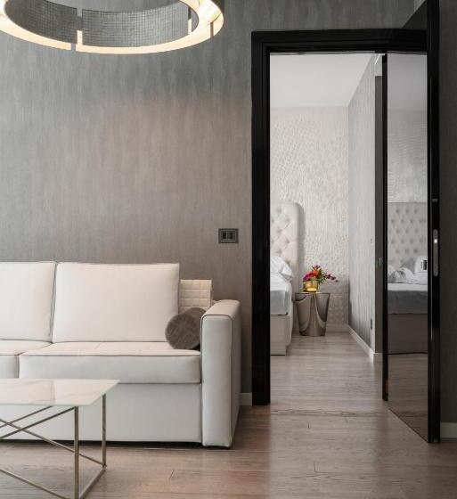 سوییت با چشم‌انداز جانبی دریا, The Promenade Luxury Wellness