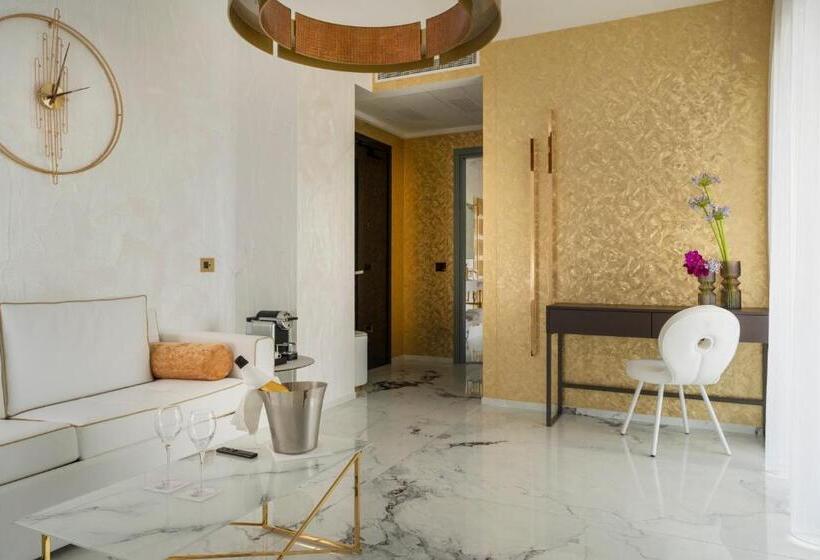سوییت, The Promenade Luxury Wellness