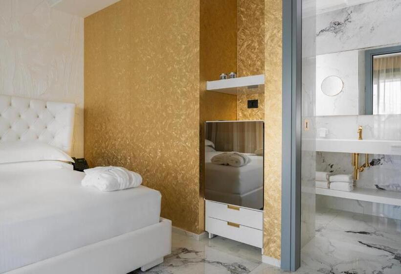 سوییت, The Promenade Luxury Wellness