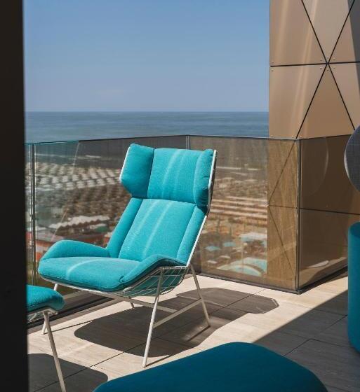 سوییت, The Promenade Luxury Wellness