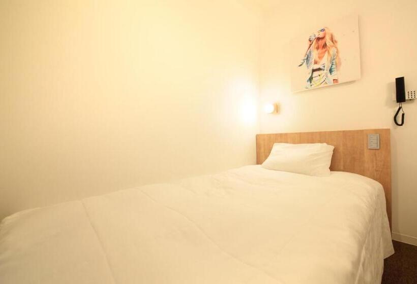 Quarto Economy Individual, Plumm