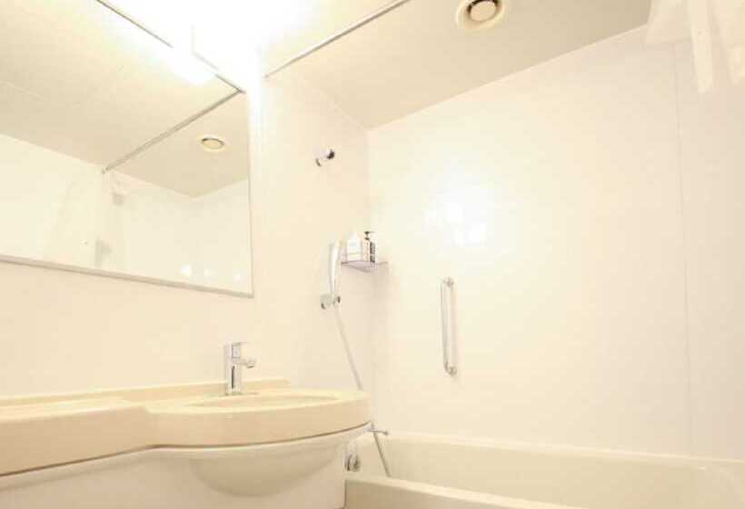 Quarto Estandar Individual, Plumm