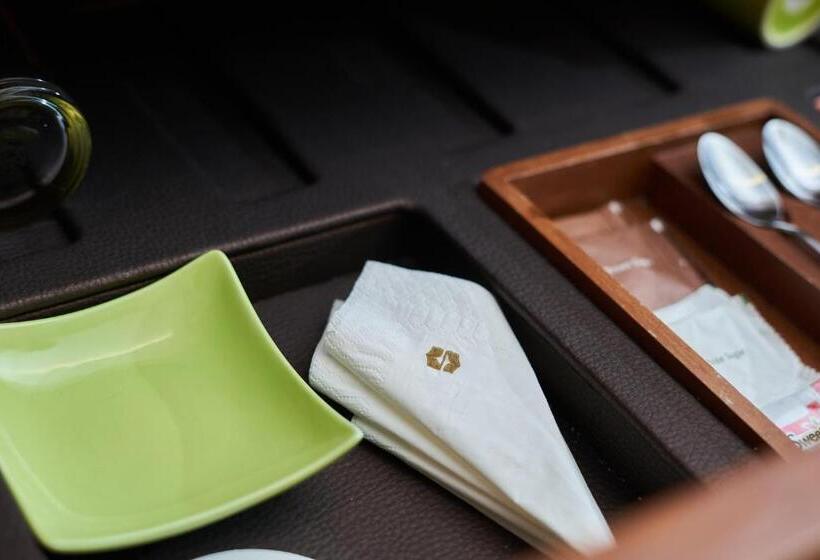 Номер Superior, Shangri La Rasa Ria, Kota Kinabalu