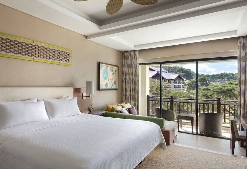 Номер Deluxe, Shangri La Rasa Ria, Kota Kinabalu