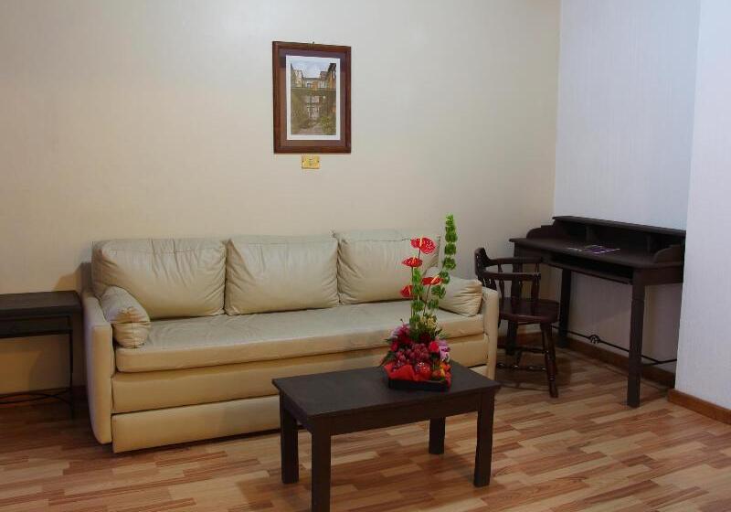 Номер Стандарт, Mision Xalapa Plaza De Las Convenciones
