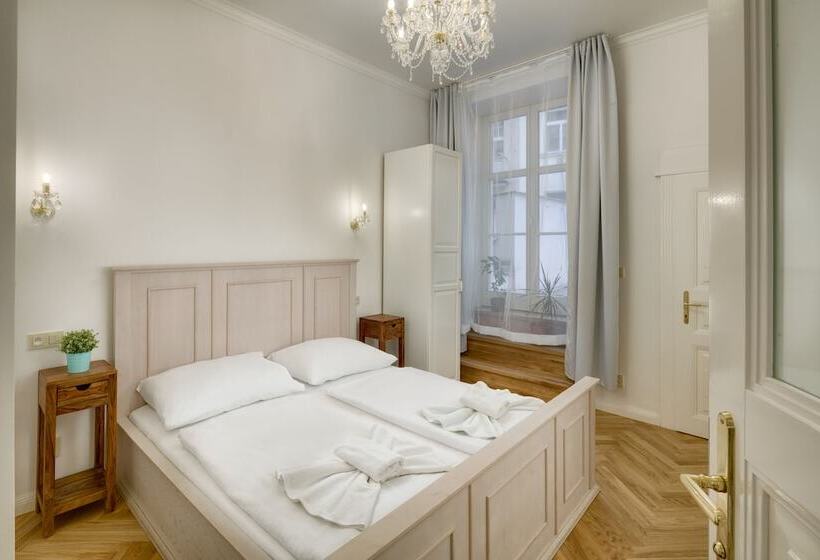 آپارتمان 3 خوابه, Selinor Old Town Apartments