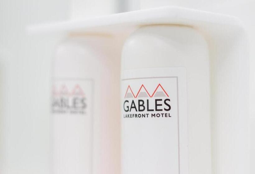 디럭스 스위트, Gables Lakefront Resort