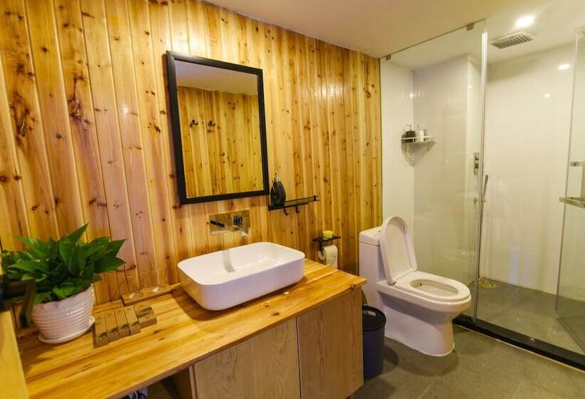 Трехместный Номер Deluxe, Greenforest Lodge