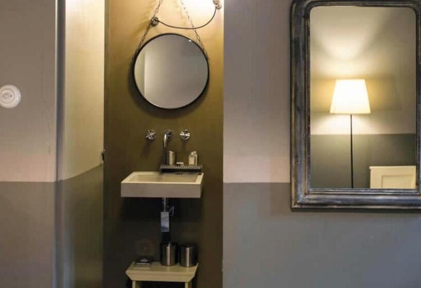 Полулюкс Одноместный с Террасой, Apeiros Chora Hotel, Zagori