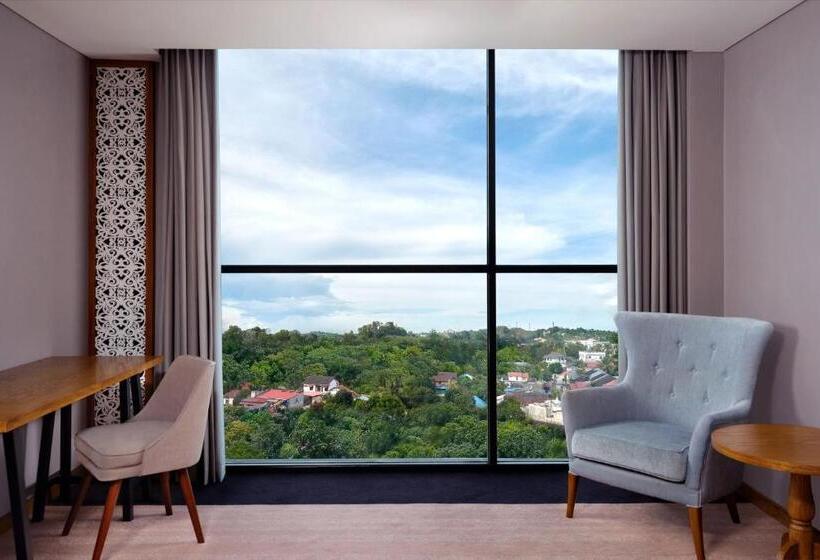 اتاق لوکس با تخت بزرگ, Four Points By Sheraton Balikpapan