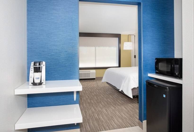 适合残疾人士使用的套间, Holiday Inn Express & Suites   Ely, An Ihg