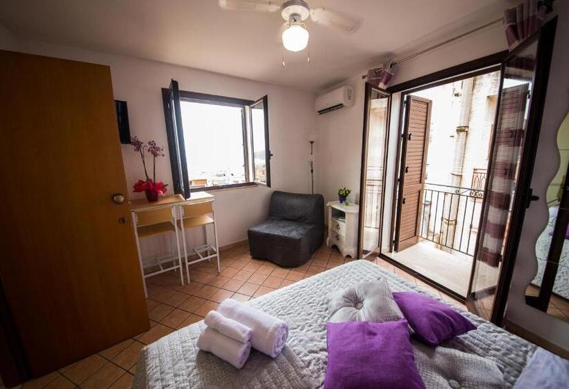 استودیو استاندارد با بالکن, A Cumerdia   Casa Vacanze