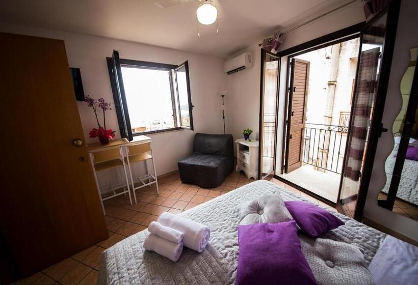 استودیو استاندارد با بالکن, A Cumerdia   Casa Vacanze