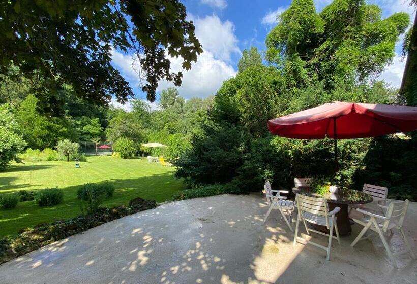 Дом 3 Спальни, Manoir Des Cavaliers  Bnb