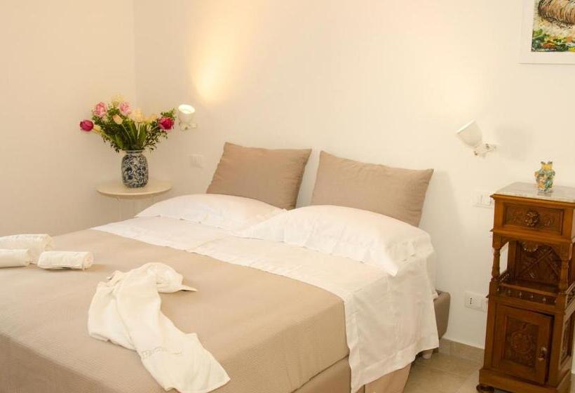 Pokój Deluxe Trzyosobowy, B&b Nencioli
