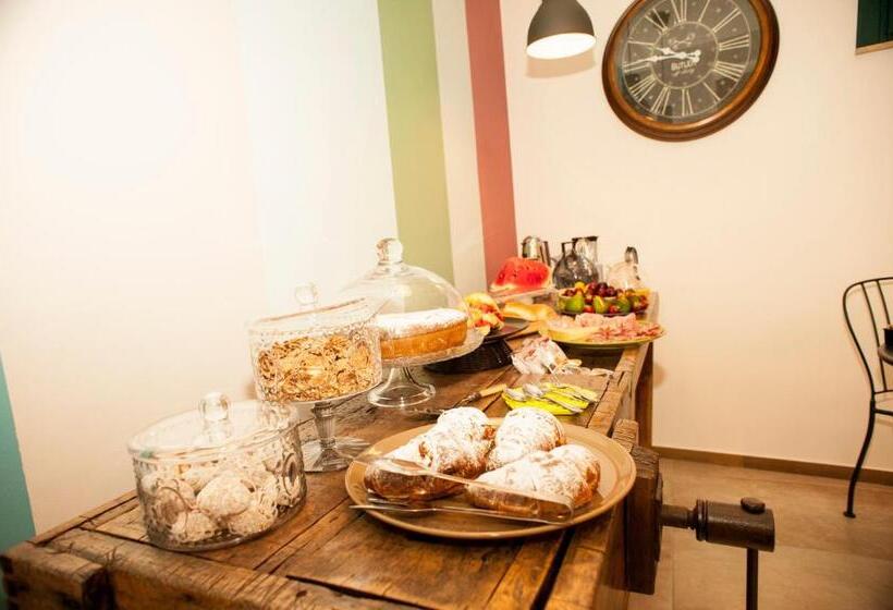 Pokój Deluxe Trzyosobowy, B&b Nencioli