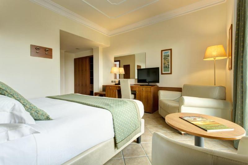 اتاق سوپریور با تخت بزرگ, Distinction Whangarei Hotel & Conference Centre